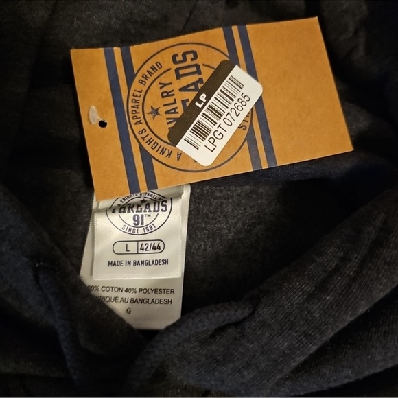 NCAA Colorado Buffaloes Hooded Sweatshirt - Picture 6 of 7